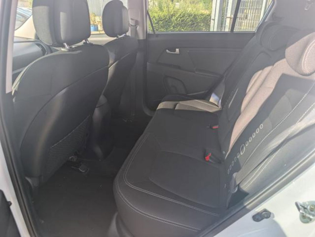 Kia Sportage 1.7 CRDI VGT 2WD Cool (11)