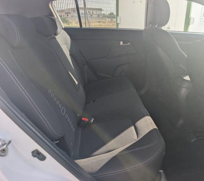 Kia Sportage 1.7 CRDI VGT 2WD Cool (13)