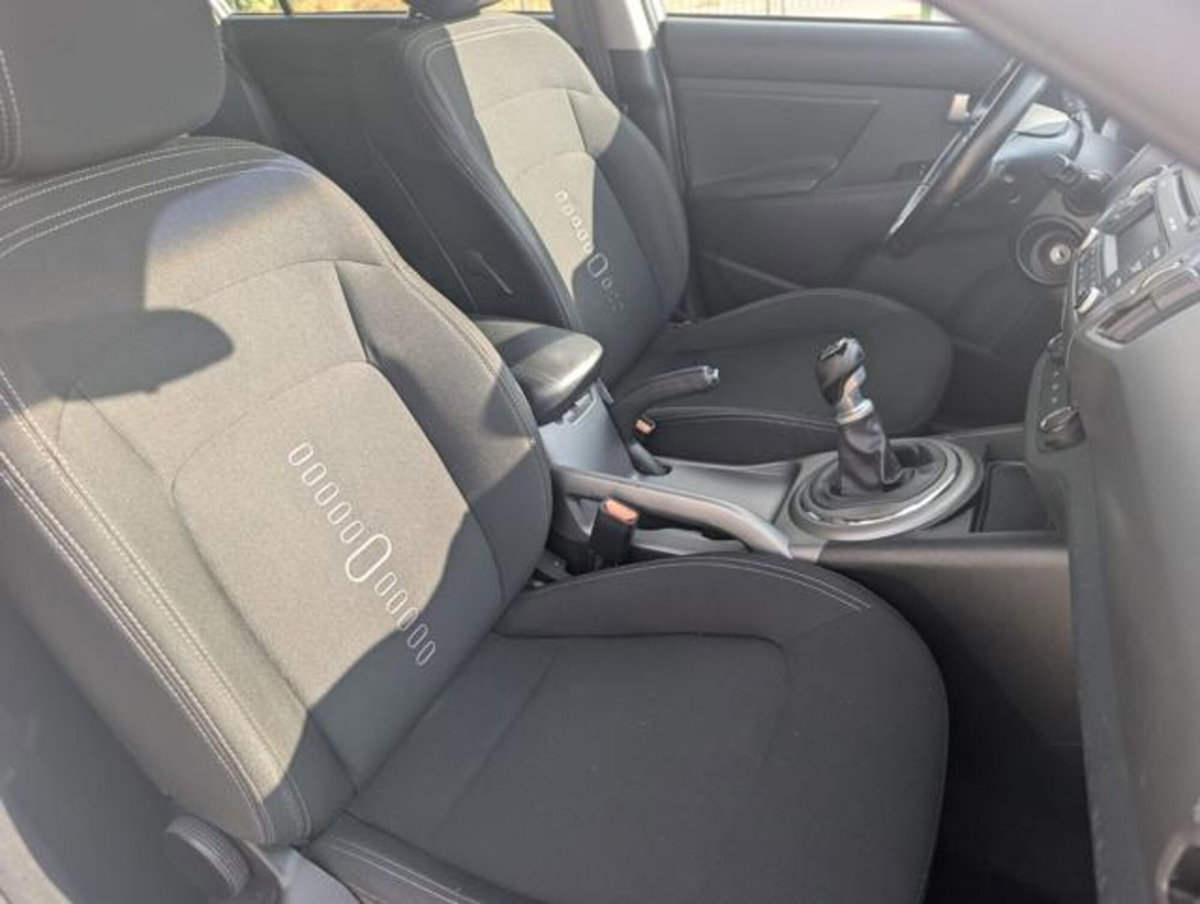 Kia Sportage 1.7 CRDI VGT 2WD Cool (6)