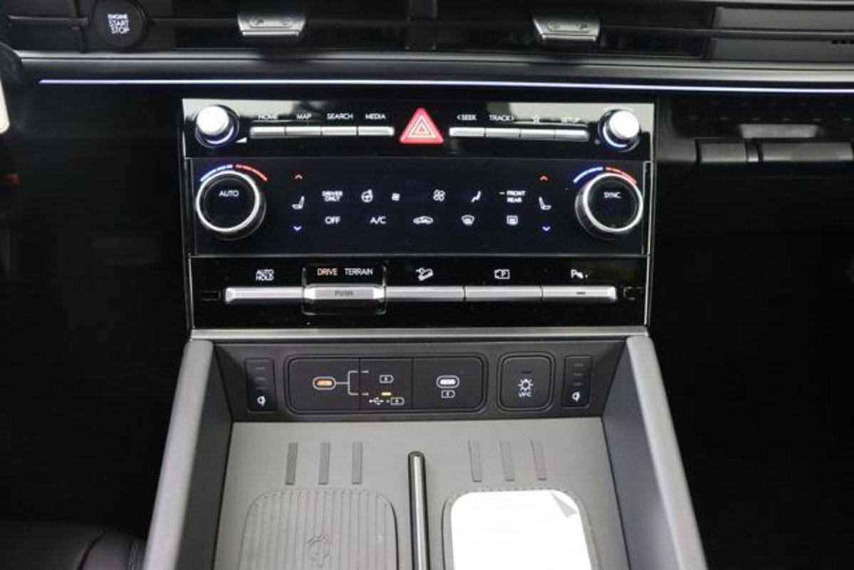 Hyundai Santa Fe 1.6 t-gdi hev XClass Calligraphy Pack 4wd 239cv at 7p.ti (8)