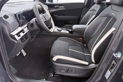 Kia Sportage 1.6 t-gdi hev GT-line Plus Premium Pack awd at6 (2)
