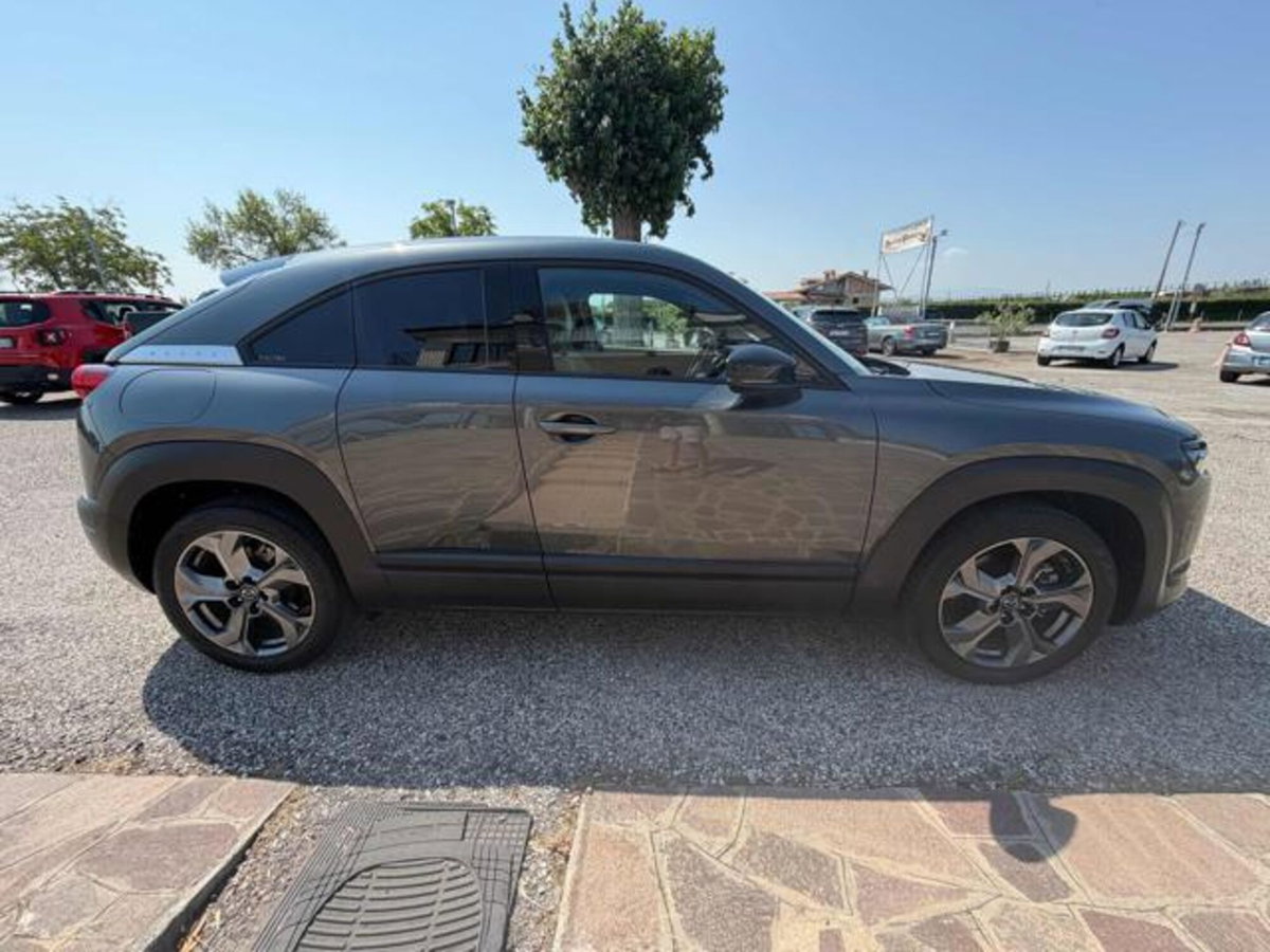 Mazda MX-30 Exclusive (3)