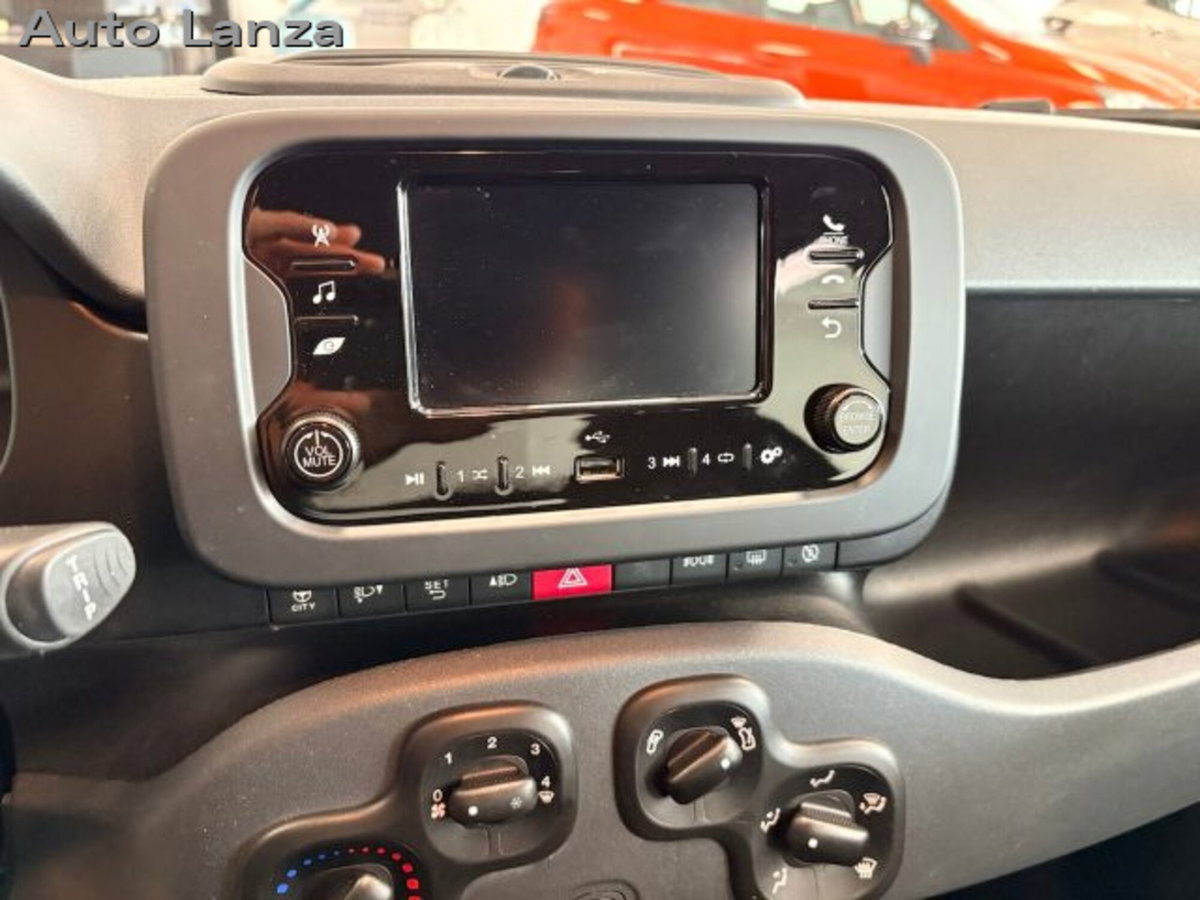 Fiat Panda 1.0 firefly hybrid s&s 70cv 5p.ti (9)