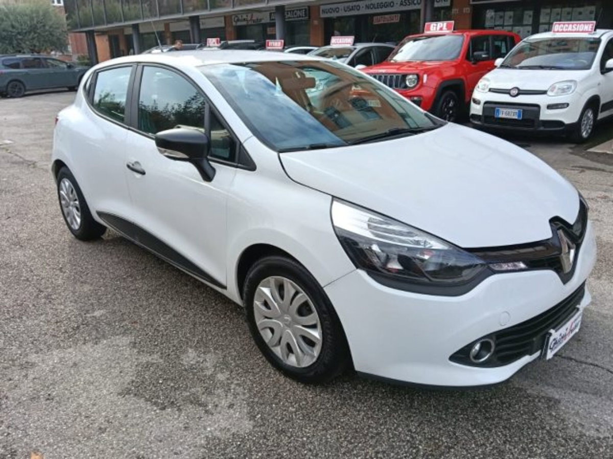 Renault Clio 1.5 dCi 8V 75CV Start&Stop 5 porte Van (2)