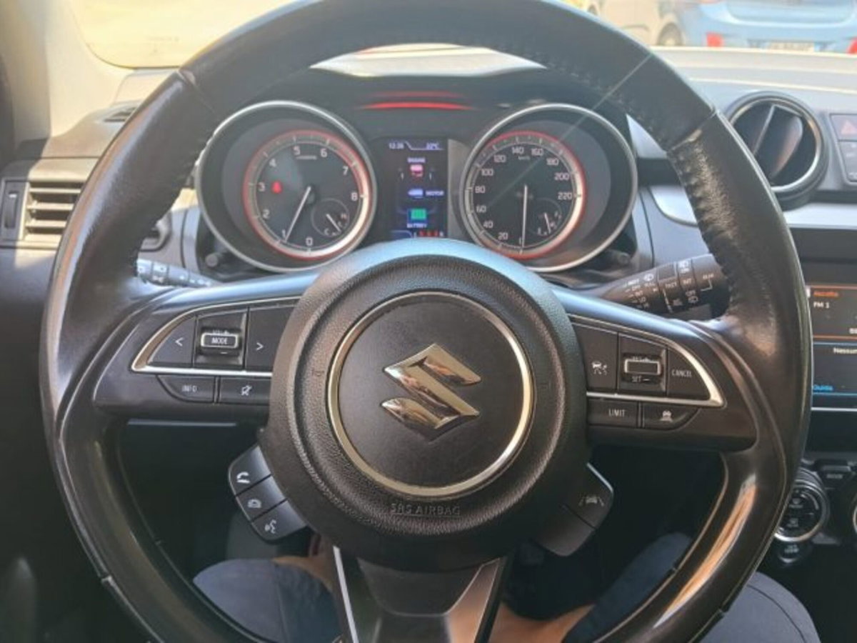 Suzuki Swift 1.2 Hybrid 4WD AllGrip Easy Top (18)