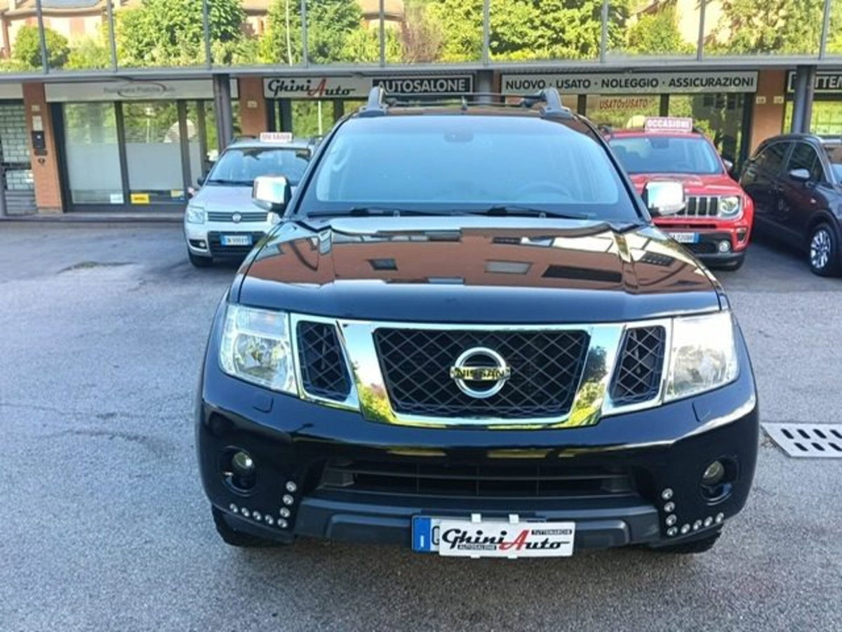Nissan Navara 2.5 dCi 190CV 4 porte Double Cab LE Plus (4)