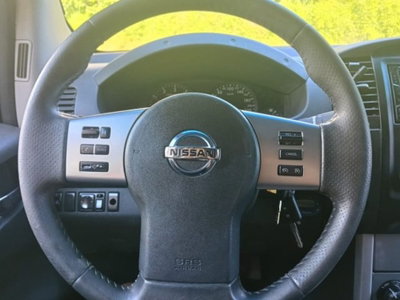 Nissan Navara 2.5 dCi 190CV 4 porte Double Cab LE Plus (16)
