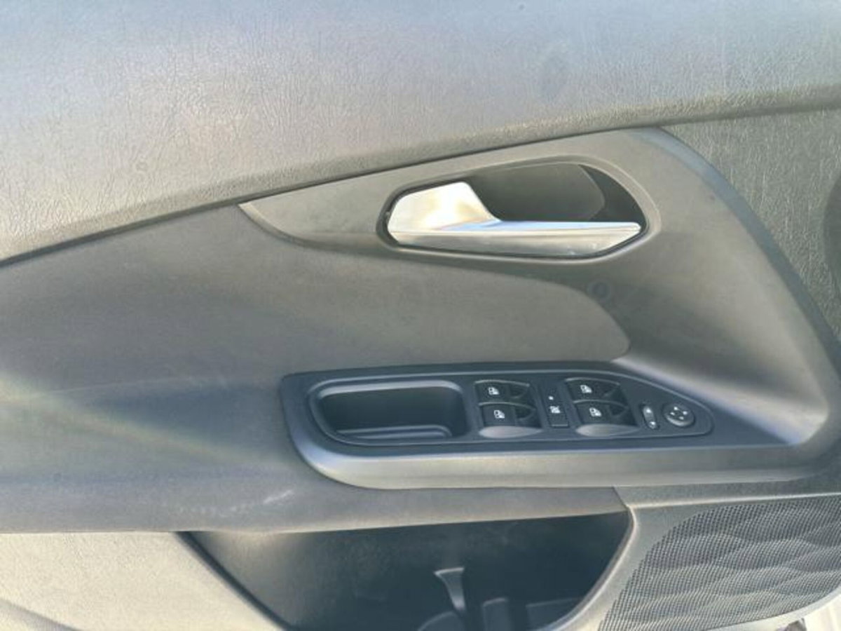 Fiat Tipo Tipo 5p 1.0 t3 Cross 100cv (9)