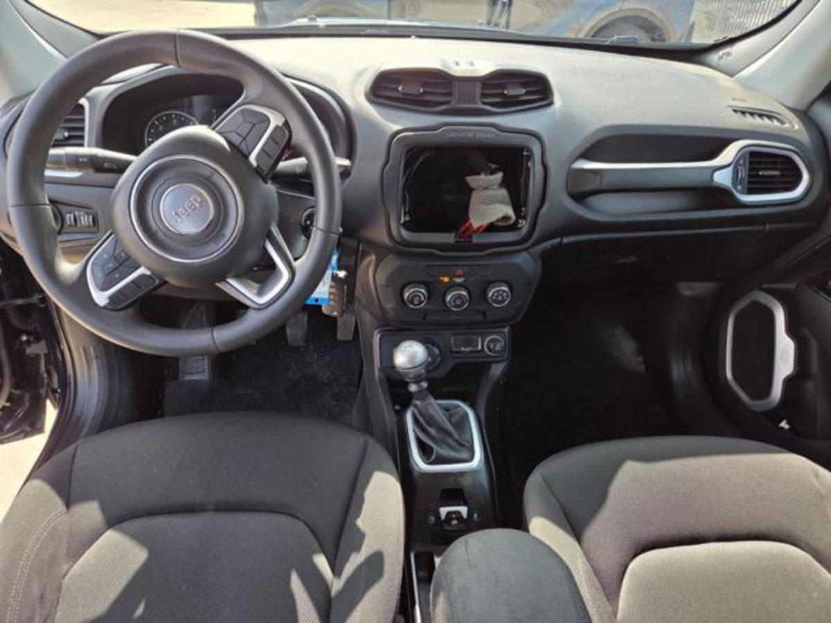 Jeep Renegade 2.0 Mjt 140CV 4WD Active Drive Limited (9)