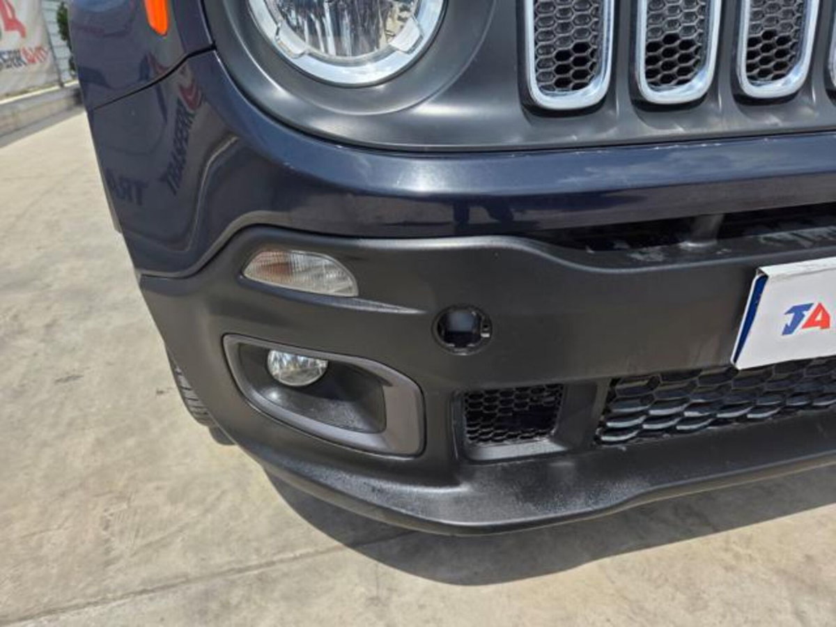 Jeep Renegade 2.0 Mjt 140CV 4WD Active Drive Limited (18)