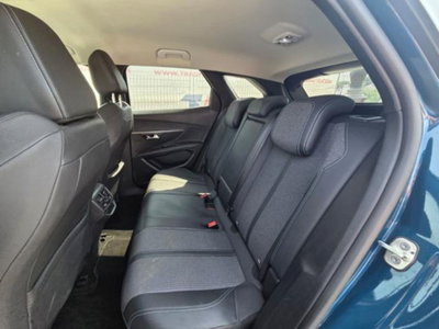 Peugeot 3008 BlueHDi 130 S&S EAT8 Allure Pack (12)