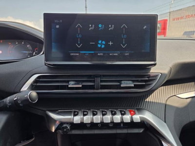 Peugeot 3008 BlueHDi 130 S&S EAT8 Allure Pack (15)