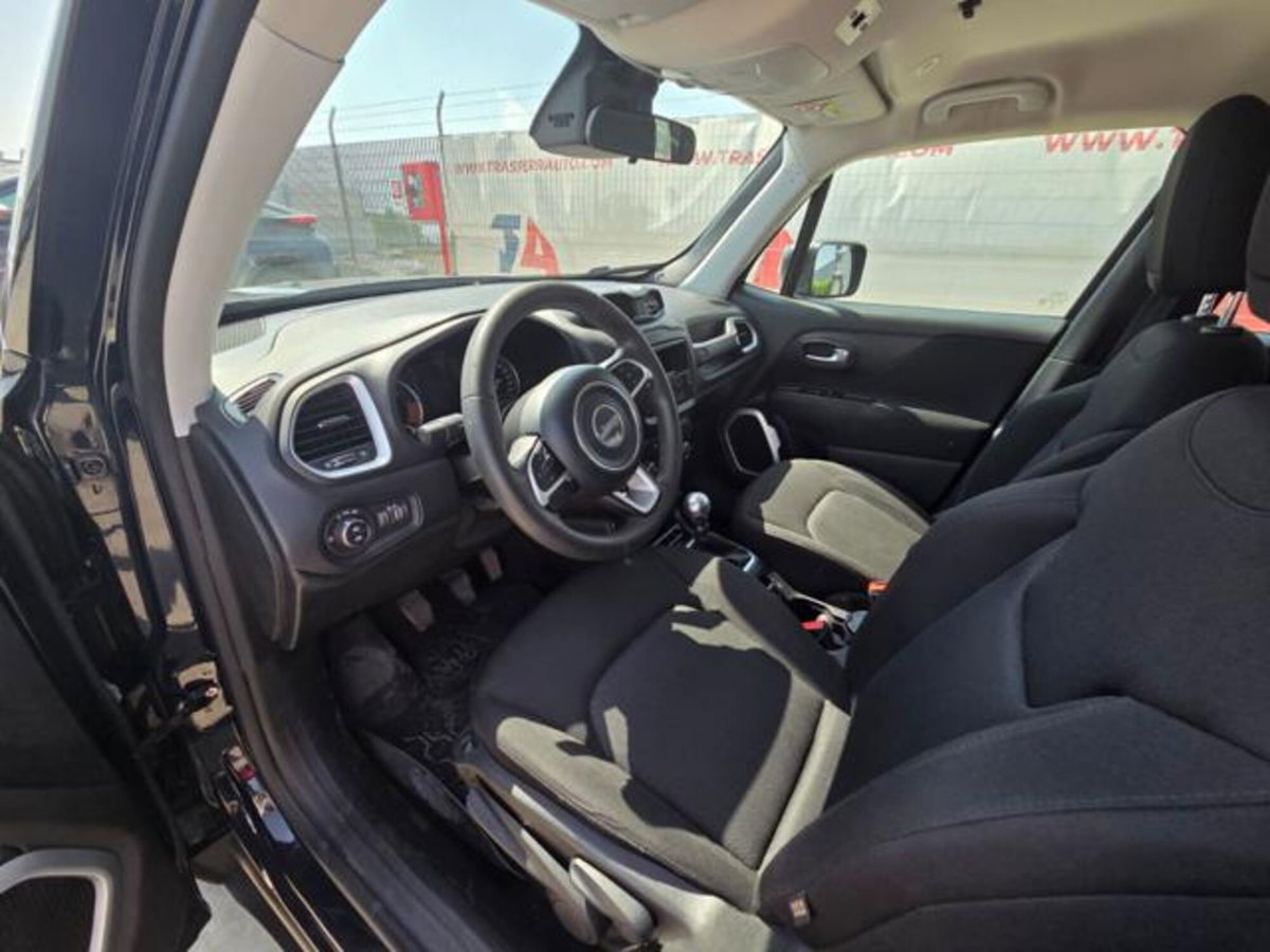 Jeep Renegade 2.0 Mjt 140CV 4WD Active Drive Limited (8)