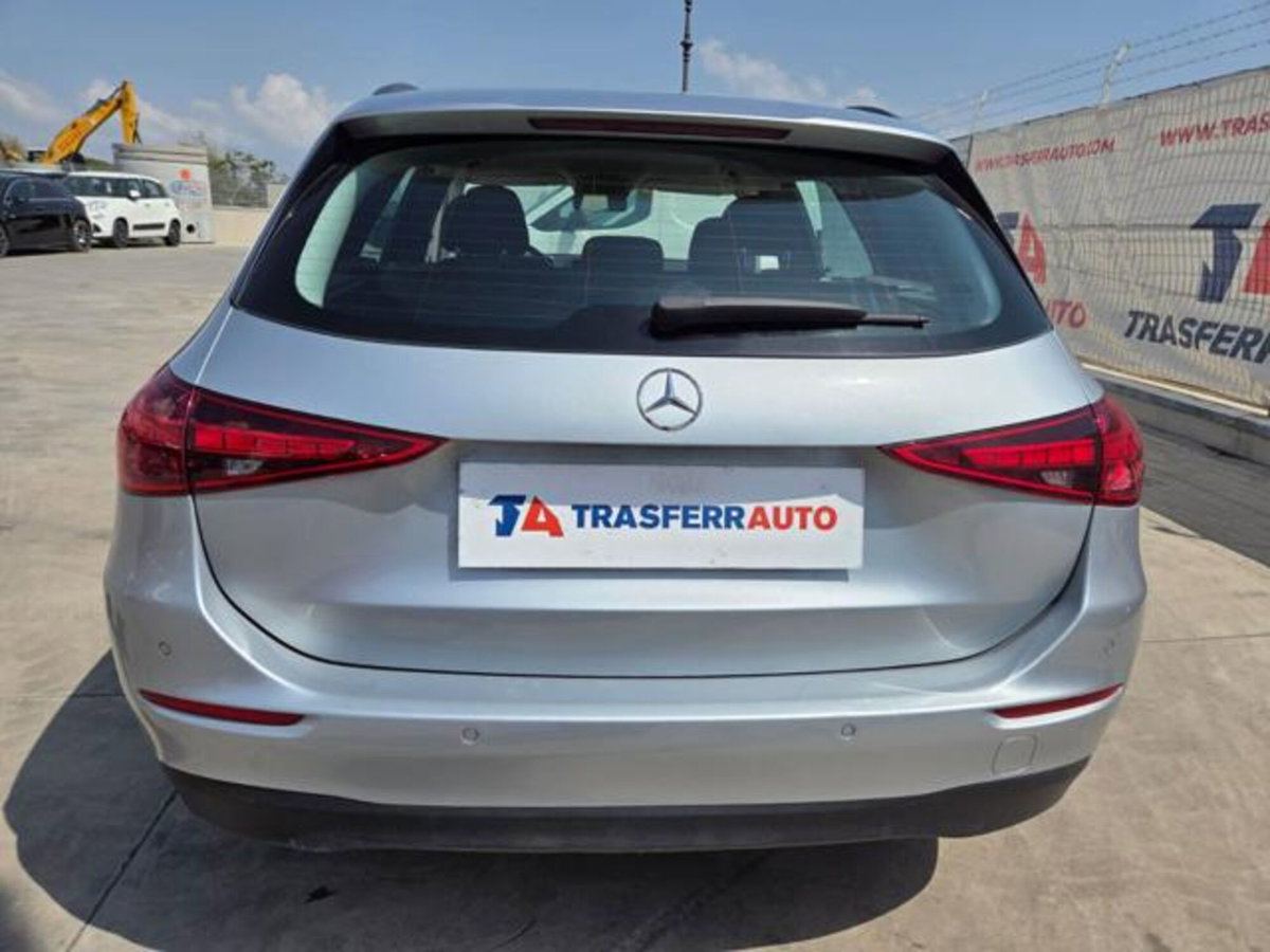 Mercedes-Benz Classe C Station Wagon 200 d Mild hybrid Business (4)