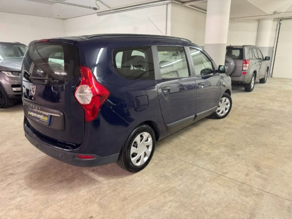 Dacia Lodgy Stepway 1.6 110CV GPL 7 posti (3)