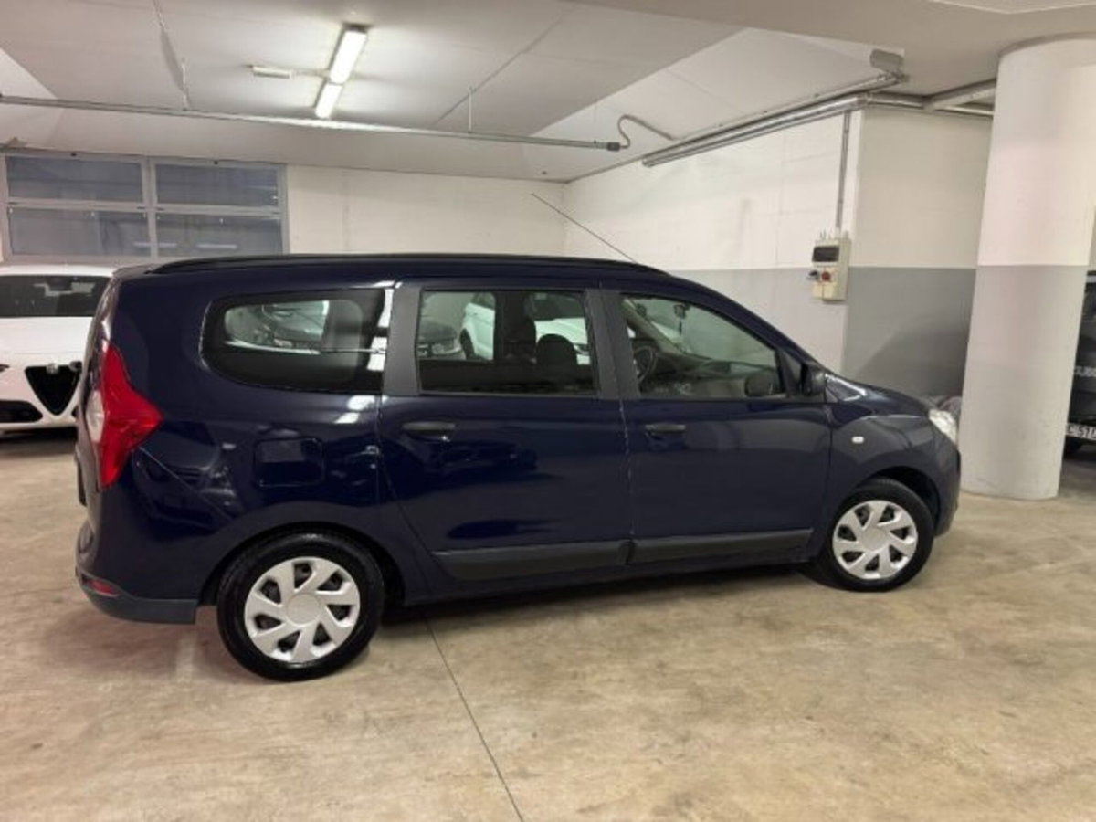 Dacia Lodgy Stepway 1.6 110CV GPL 7 posti (4)