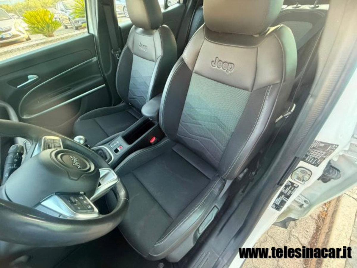 Jeep Avenger 1.2 turbo Altitude fwd 100cv (13)