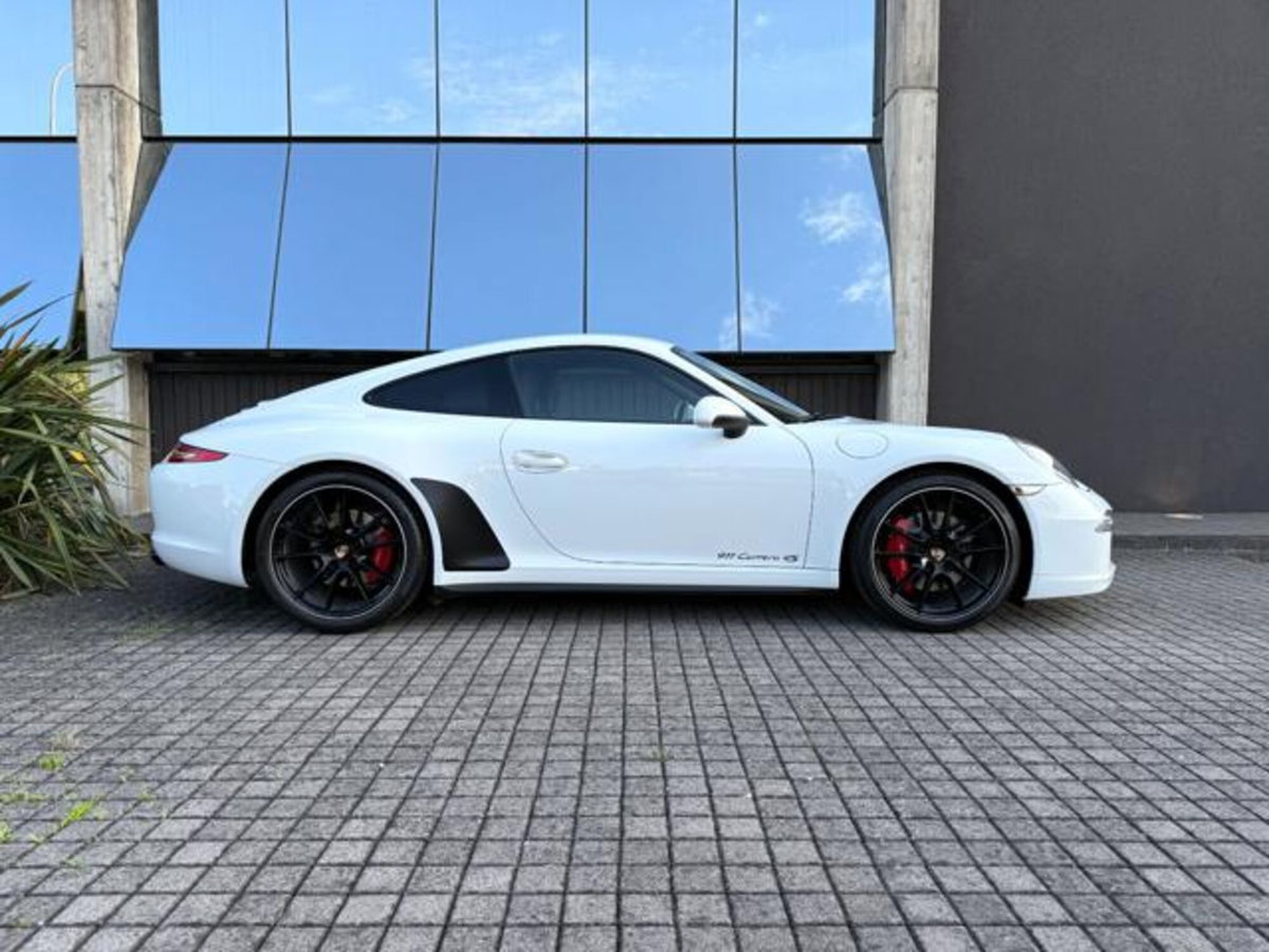 Porsche 911 Coupé 3.8 Carrera 4S