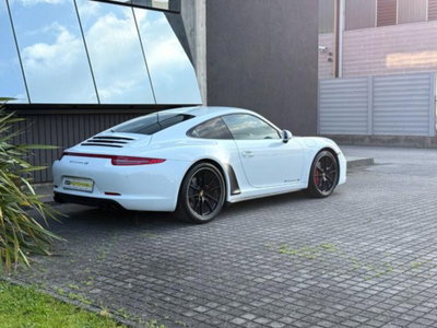 Porsche 911 Coupé 3.8 Carrera 4S (8)