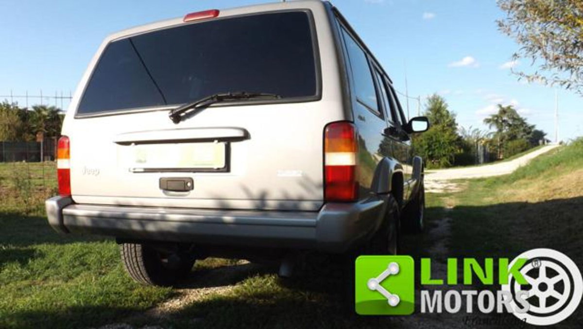 Jeep Cherokee TD 5 porte Command-Trac Classic (14)