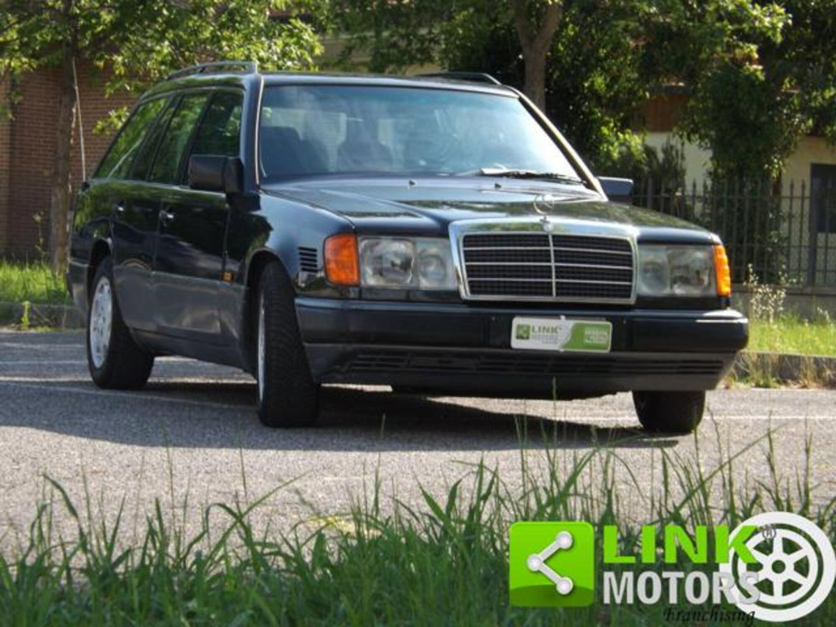 Mercedes-Benz 250 Station Wagon 250 TD turbodiesel cat Station Wagon (12)