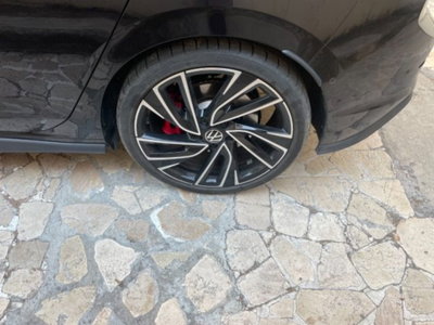 Volkswagen Golf 2.0 TSI GTI DSG (8)
