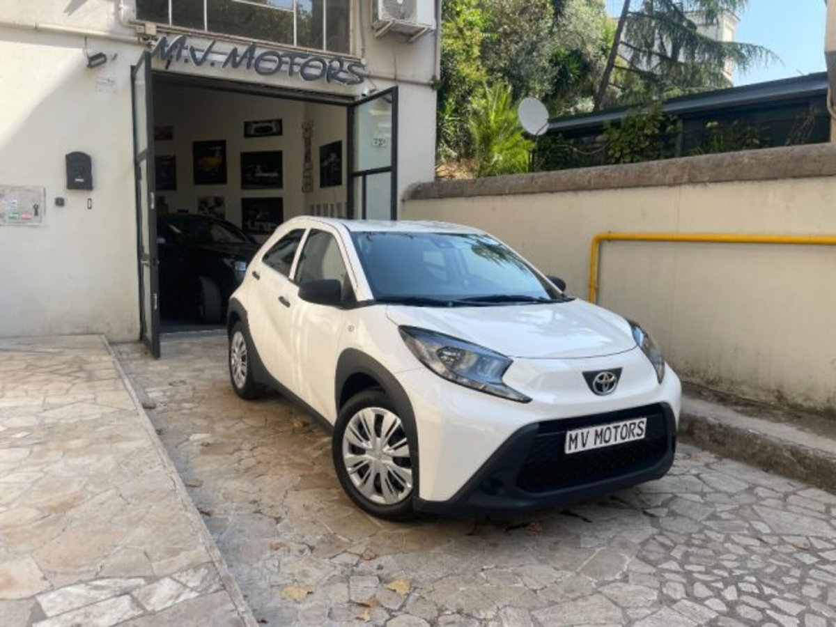 Toyota Aygo X 1.0 Active 72cv