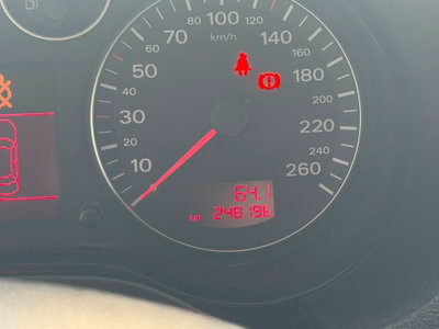 Audi A3 2.0 16V TDI Ambition (11)