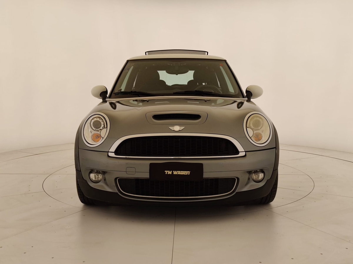 MINI Mini 1.6 16V Cooper S (2)