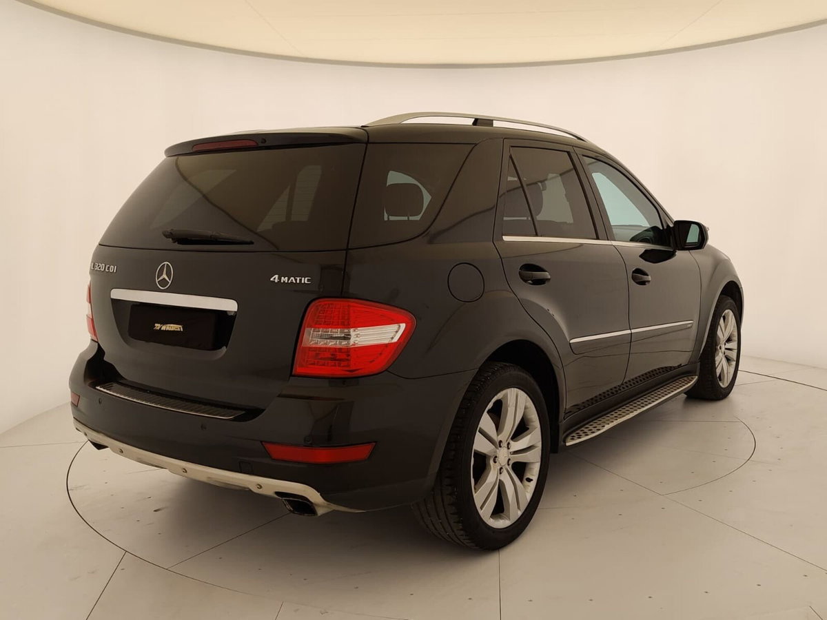 Mercedes-Benz Classe ML 320 CDI Chrome (4)