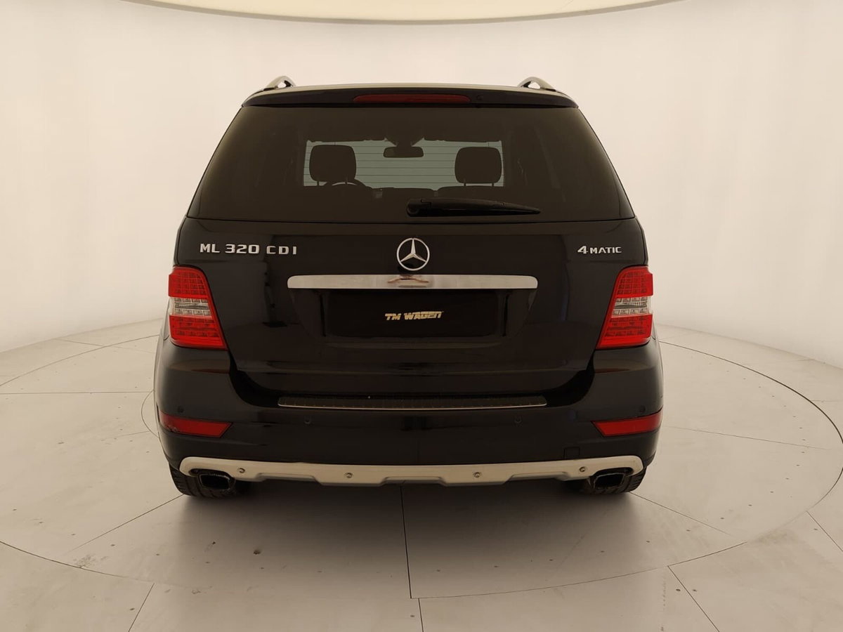 Mercedes-Benz Classe ML 320 CDI Chrome (5)