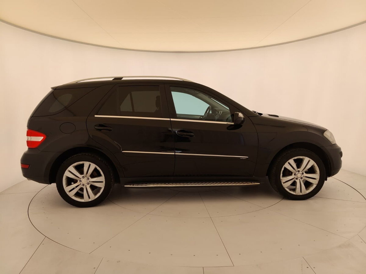 Mercedes-Benz Classe ML 320 CDI Chrome (7)