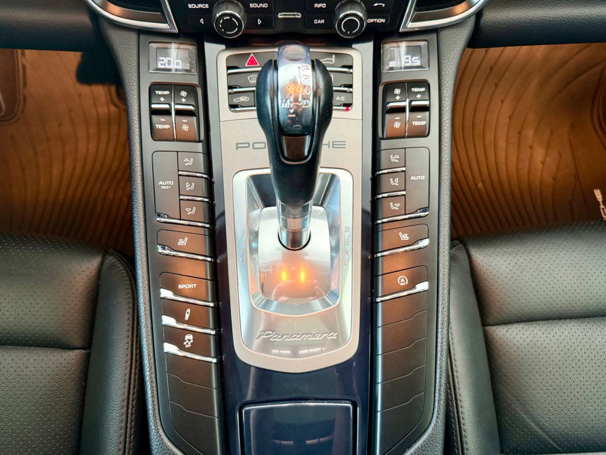 Porsche Panamera 3.0 Diesel Edition (15)