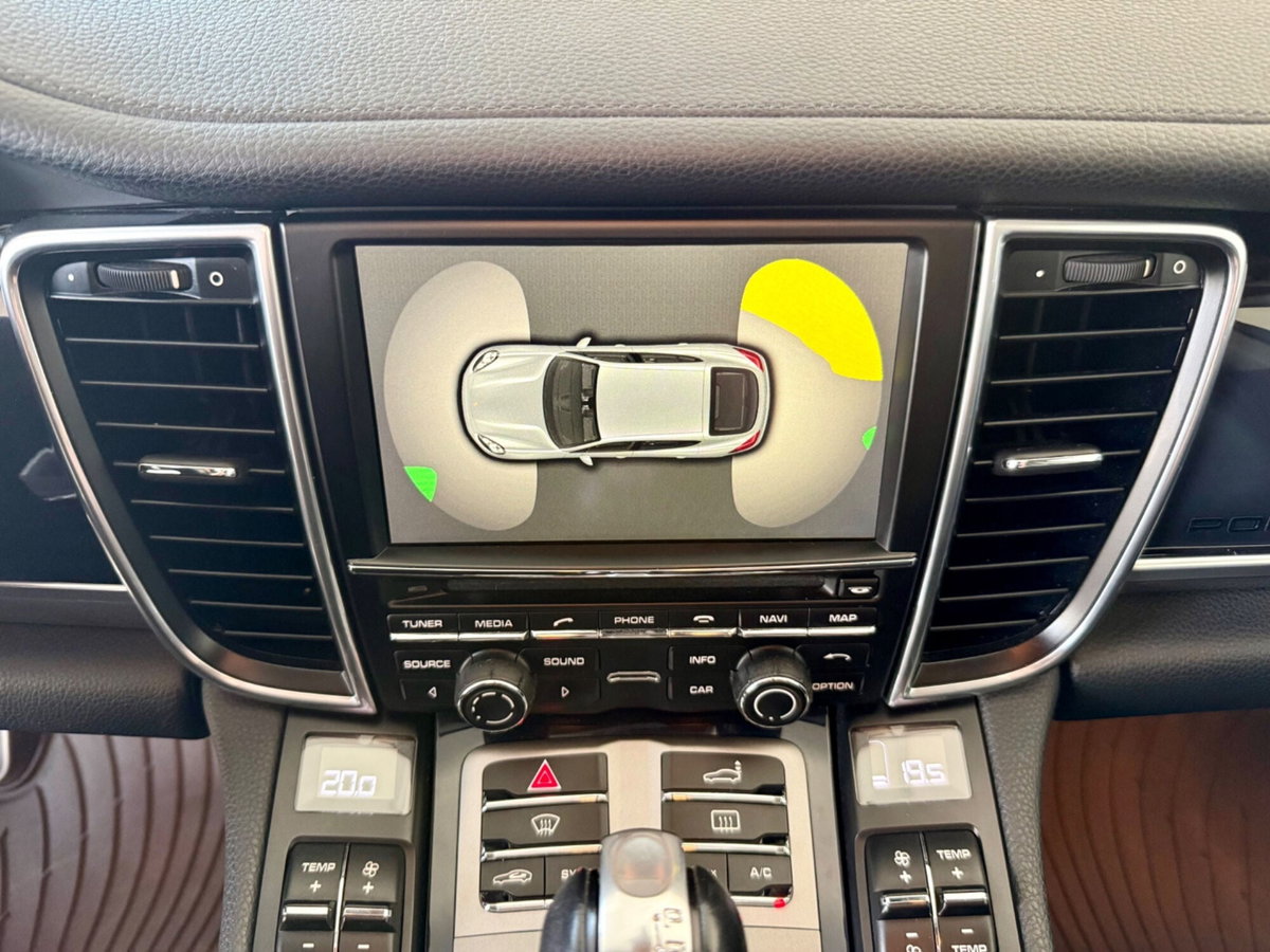 Porsche Panamera 3.0 Diesel Edition (16)