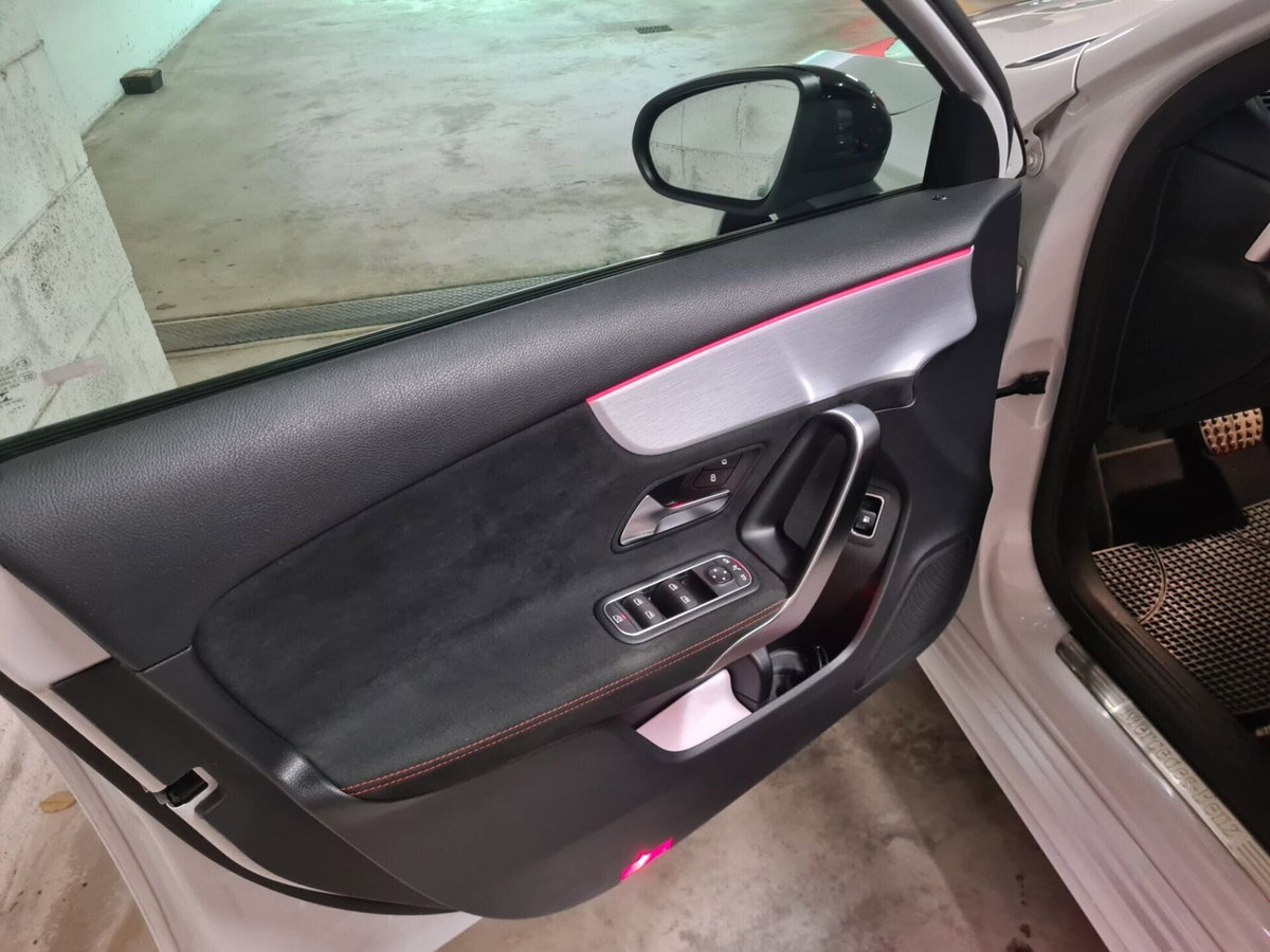 Mercedes-Benz Classe A 250 e Automatic EQ-Power Premium (17)