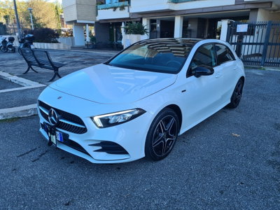 Mercedes-Benz Classe A 250 e Automatic EQ-Power Premium (3)