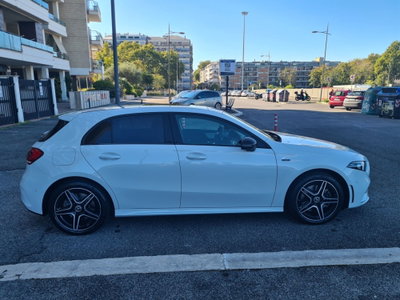 Mercedes-Benz Classe A 250 e Automatic EQ-Power Premium (4)