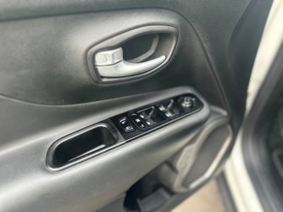 Jeep Renegade 1.6 Mjt 130 CV Limited (10)
