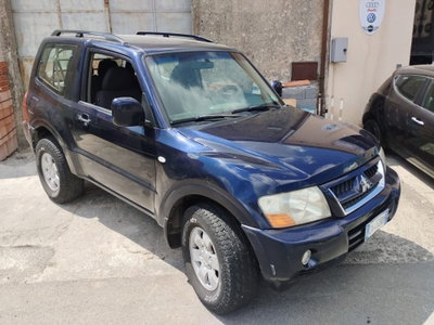Mitsubishi Pajero 2.5 TDI 3p. GLX (2)