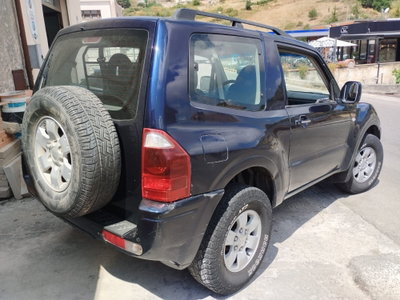 Mitsubishi Pajero 2.5 TDI 3p. GLX (3)