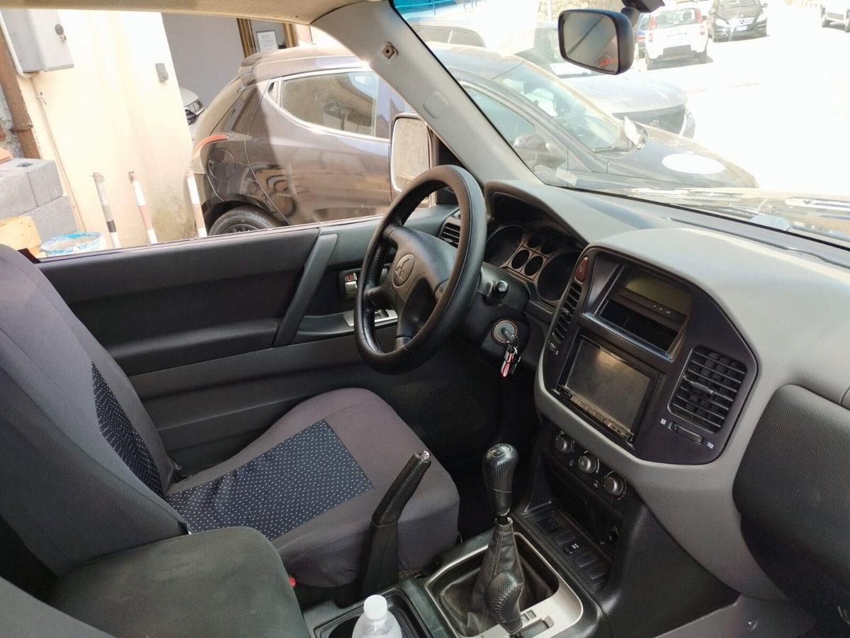 Mitsubishi Pajero 2.5 TDI 3p. GLX (4)