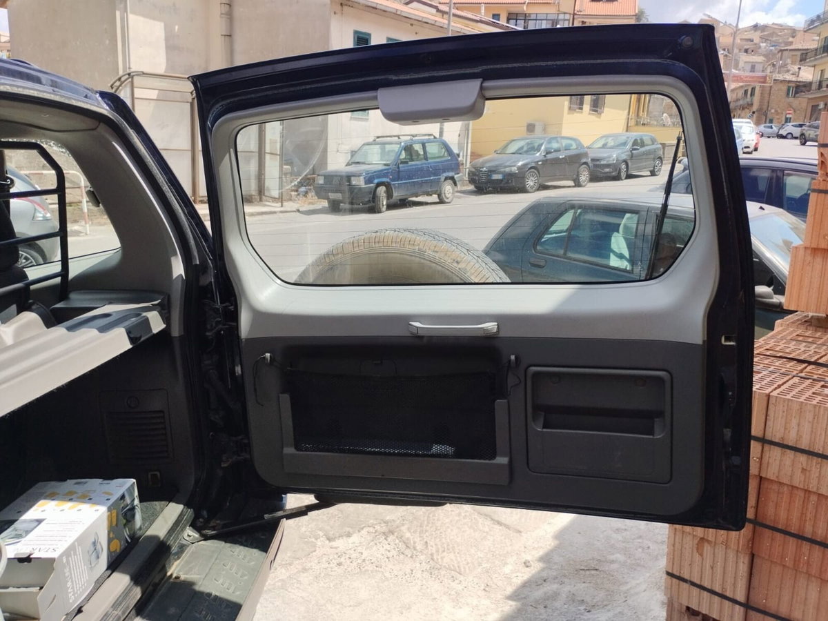 Mitsubishi Pajero 2.5 TDI 3p. GLX (5)