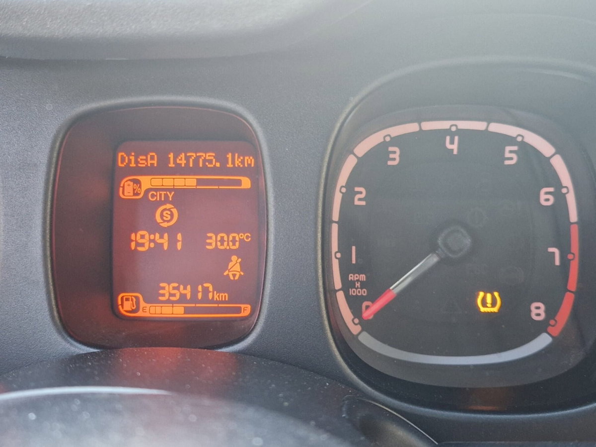 Fiat Panda 1.3 MJT 80 CV S&S Lounge (10)