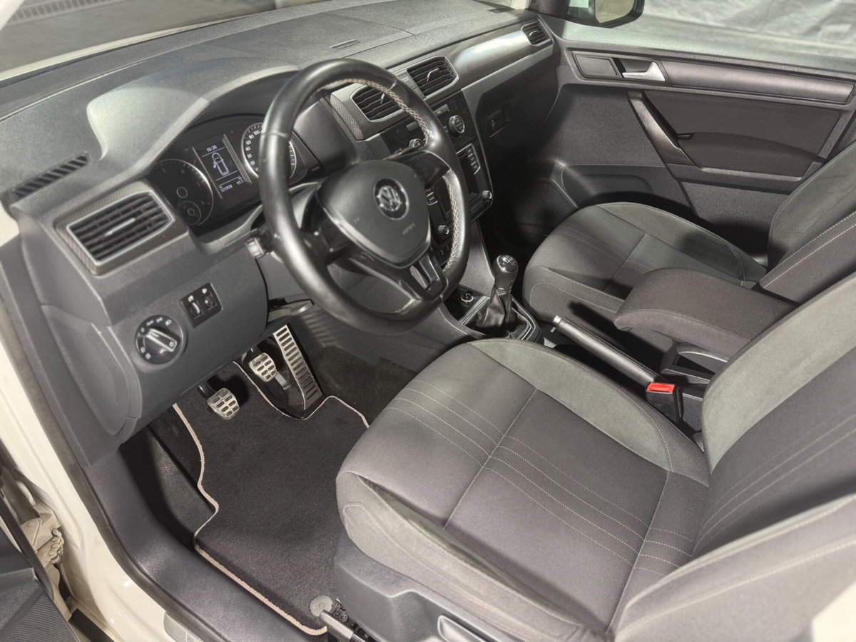 Volkswagen Caddy 2.0 TDI 122 CV 4MOTION Alltrack (11)
