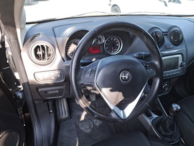 Alfa Romeo MiTo 1.4 T 120 CV GPL Distinctive (18)