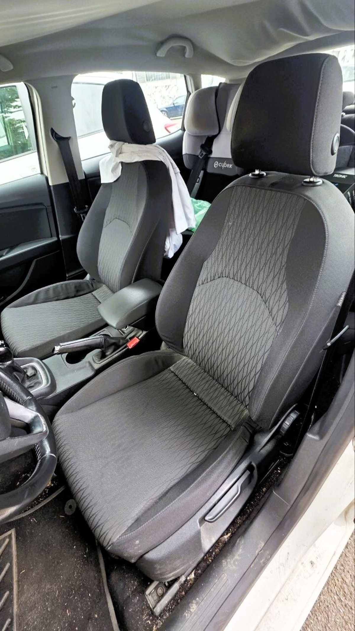SEAT Leon 1.4 TGI 5p. Business (10)