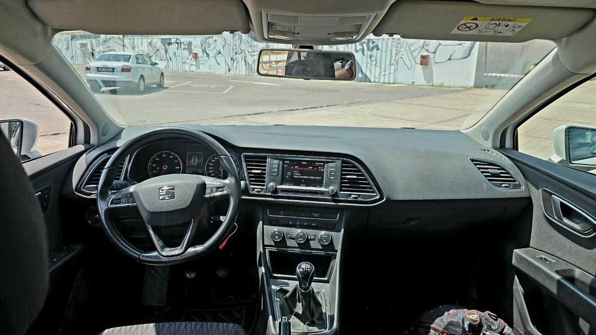 SEAT Leon 1.4 TGI 5p. Business (12)