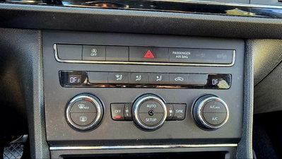 SEAT Leon 1.4 TGI 5p. Business (13)