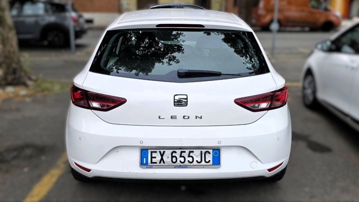 SEAT Leon 1.4 TGI 5p. Business (8)