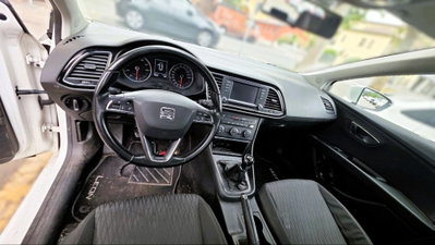 SEAT Leon 1.4 TGI 5p. Business (9)